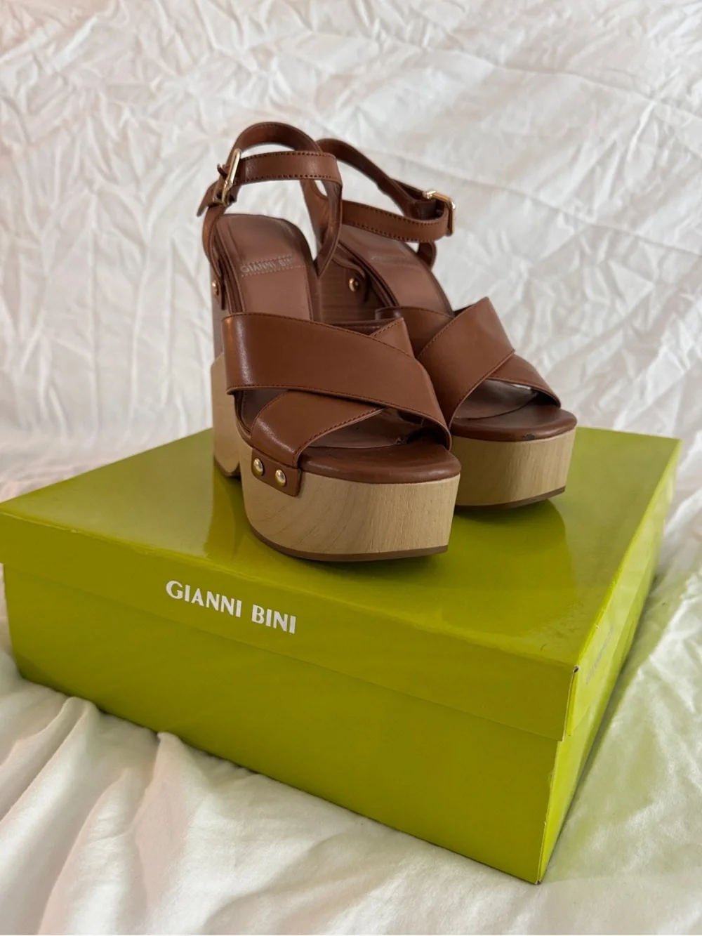 Gianni Bini Tan Leather Wood-Effect Platform Wedges